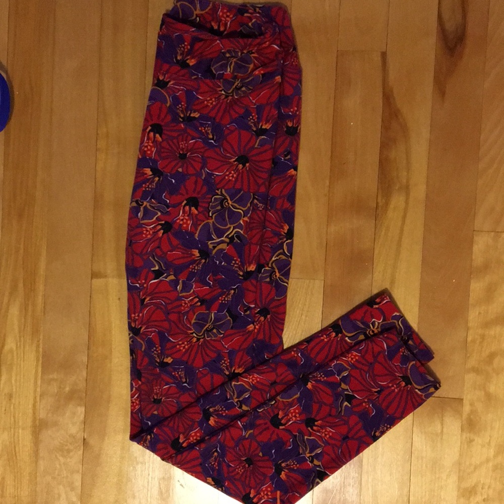 LulaRoe Floral print OS leggings